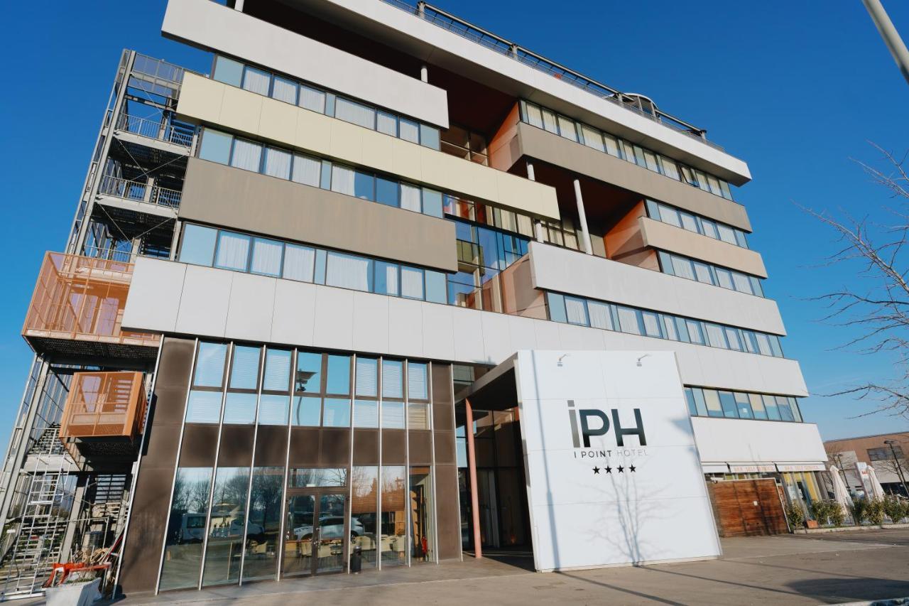New Ipoint Hotel Сан-Джованні-ін-Персічето Екстер'єр фото