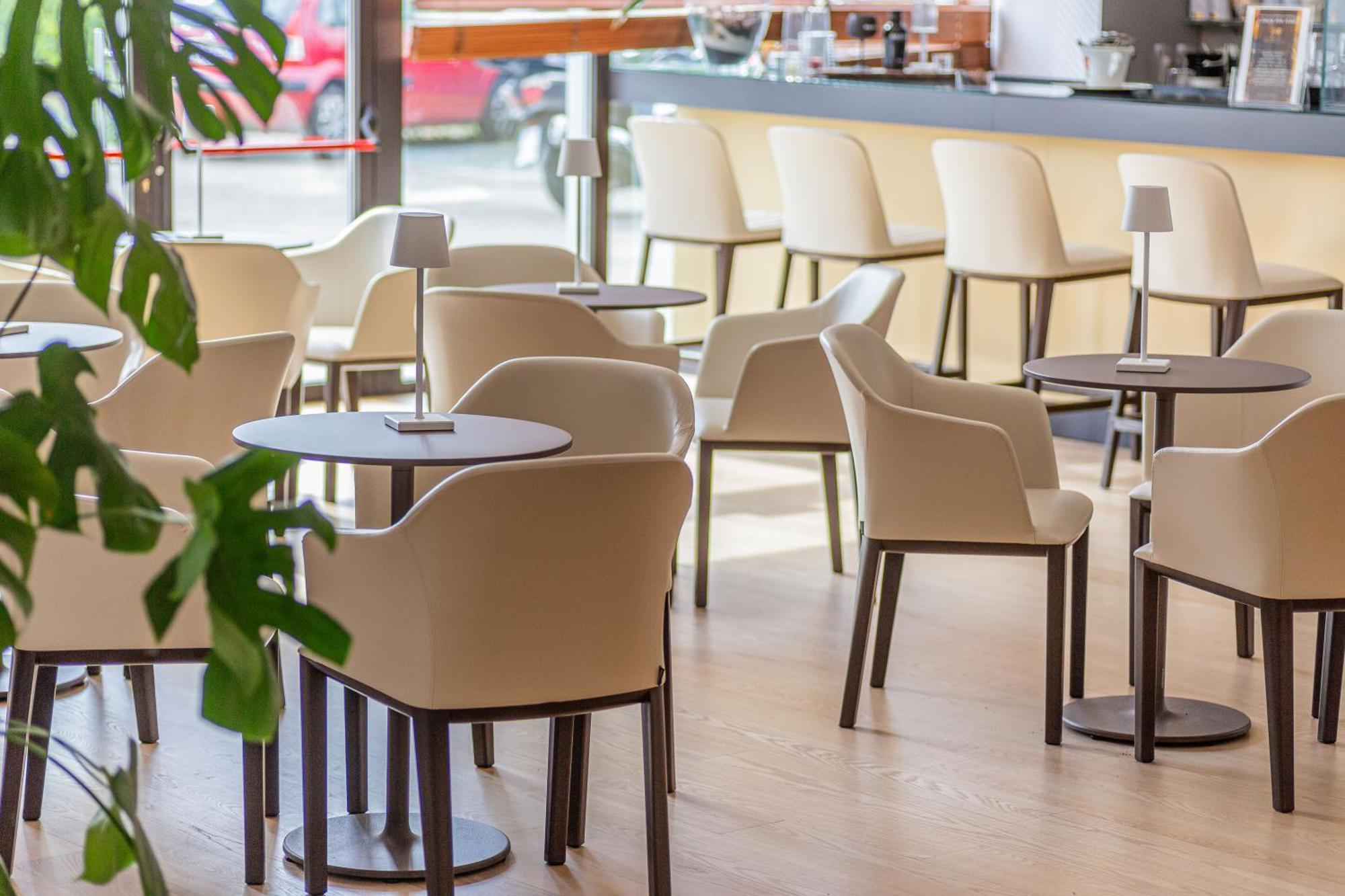 New Ipoint Hotel Сан-Джованні-ін-Персічето Екстер'єр фото
